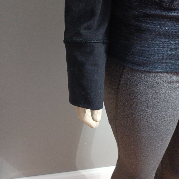 Lululemon Women's Daily Yoga Jacket Long Sleeve - Picture 3 of 9